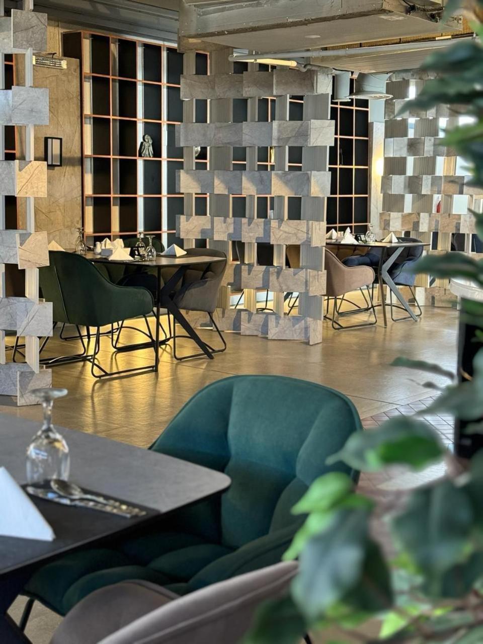Swiss In Park Tabuk Hotell Eksteriør bilde